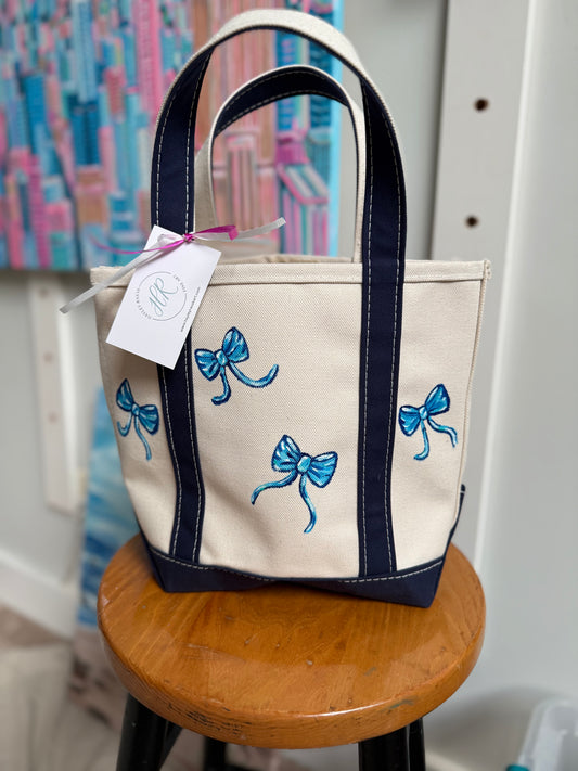 Blue Bow tote bags