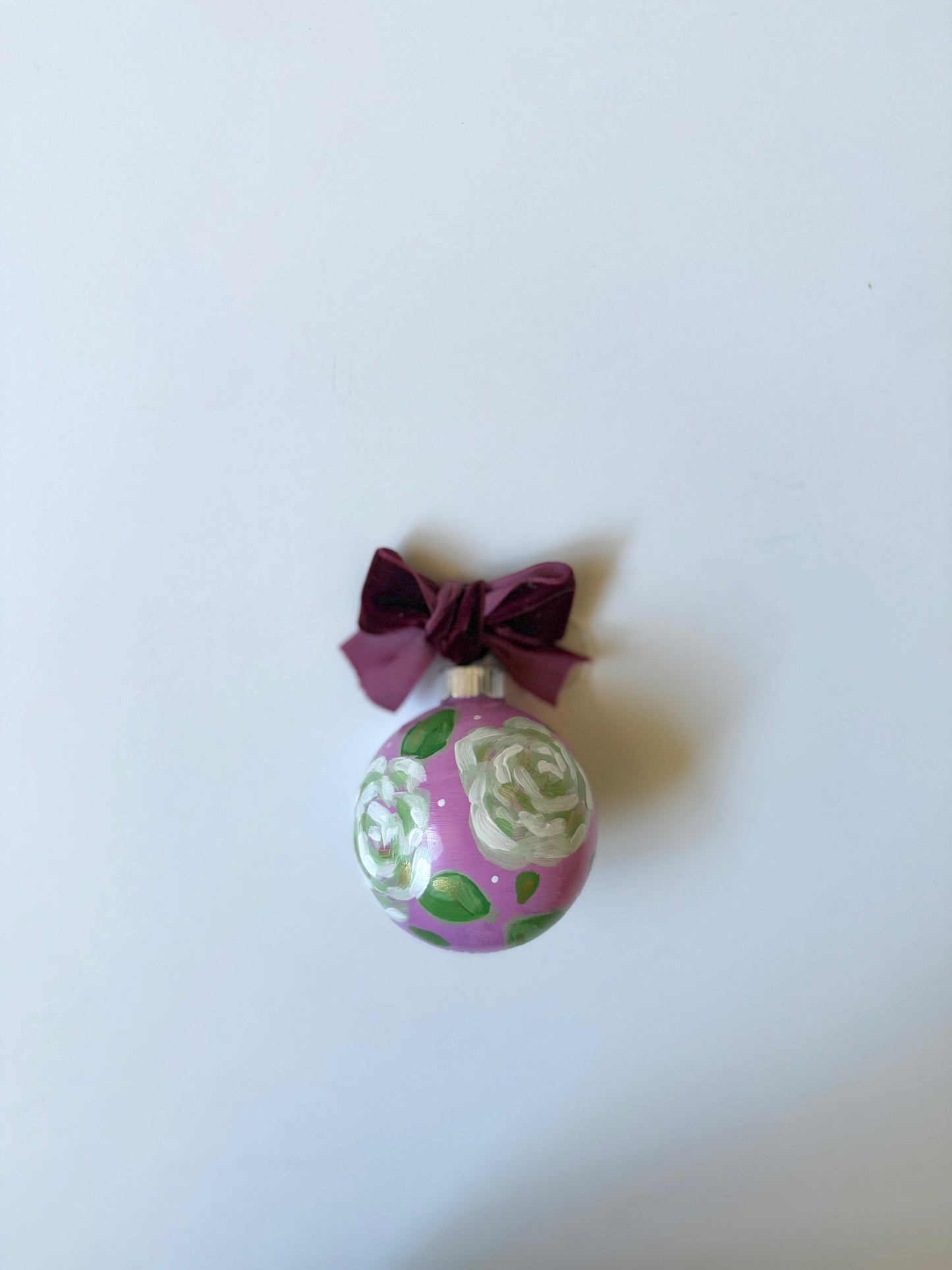 White roses with pink background